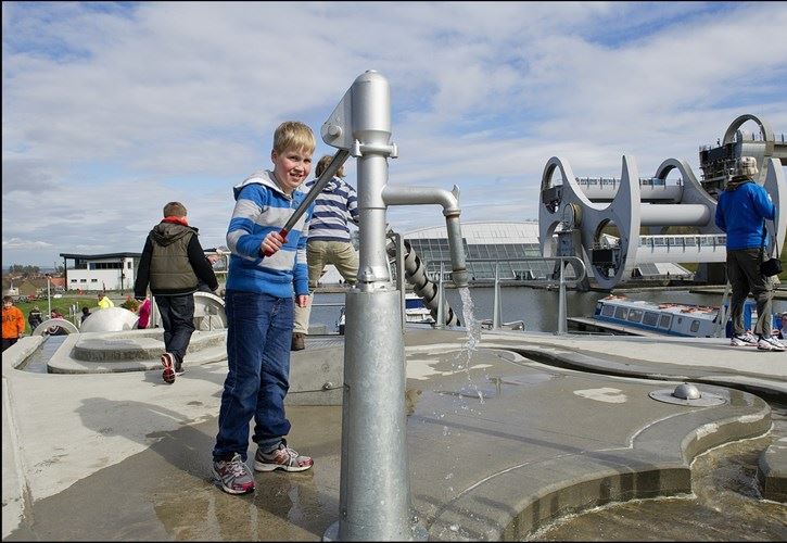 The Falkirk Wheel, Kids splash play area 
